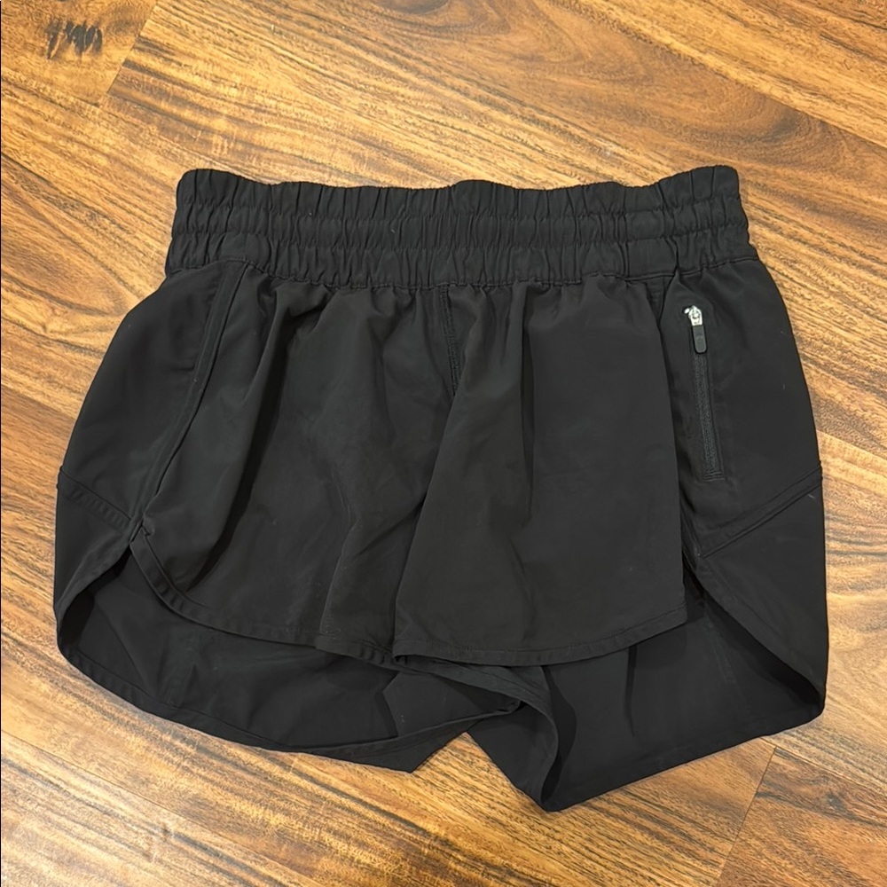 Lululemon Athletica Black Athletic Shorts Lightweight Breathable Design